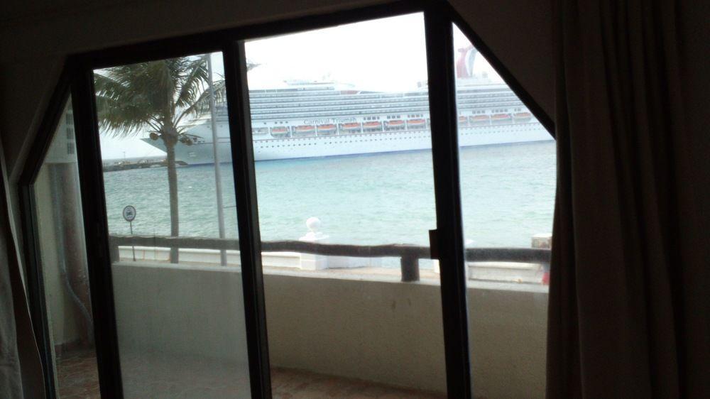 Safari Inn Cozumel Buitenkant foto