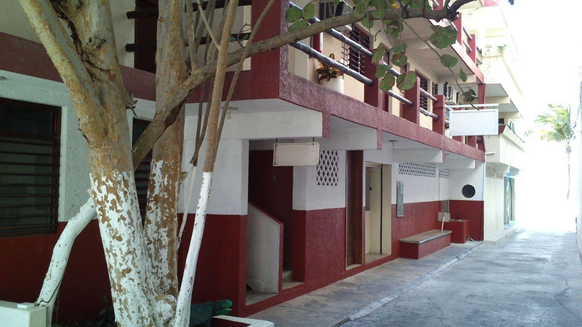 Safari Inn Cozumel Buitenkant foto