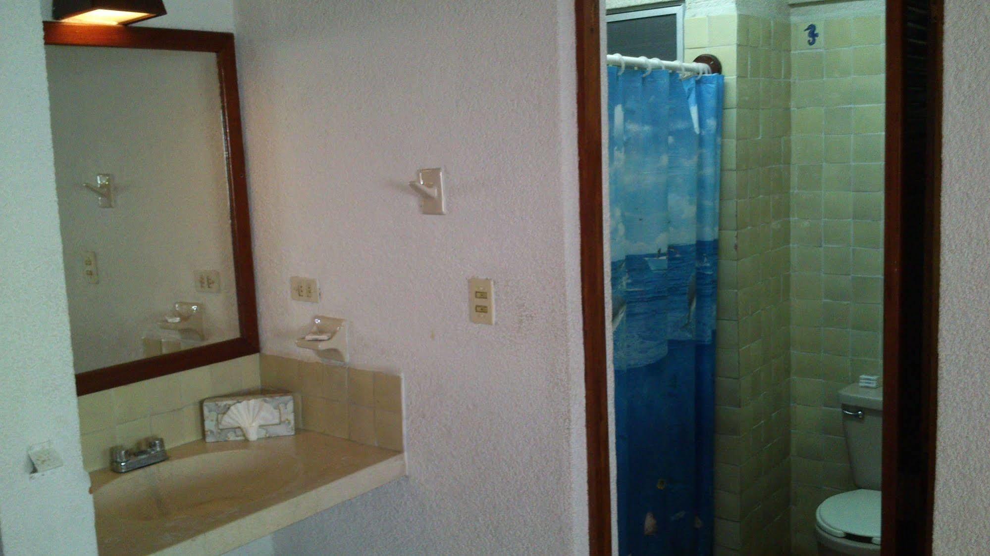 Safari Inn Cozumel Buitenkant foto